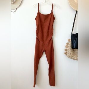 Beyond Yoga Spacedye Uplevel Maternity Jumpsuit | XS | Warm Clay Heather